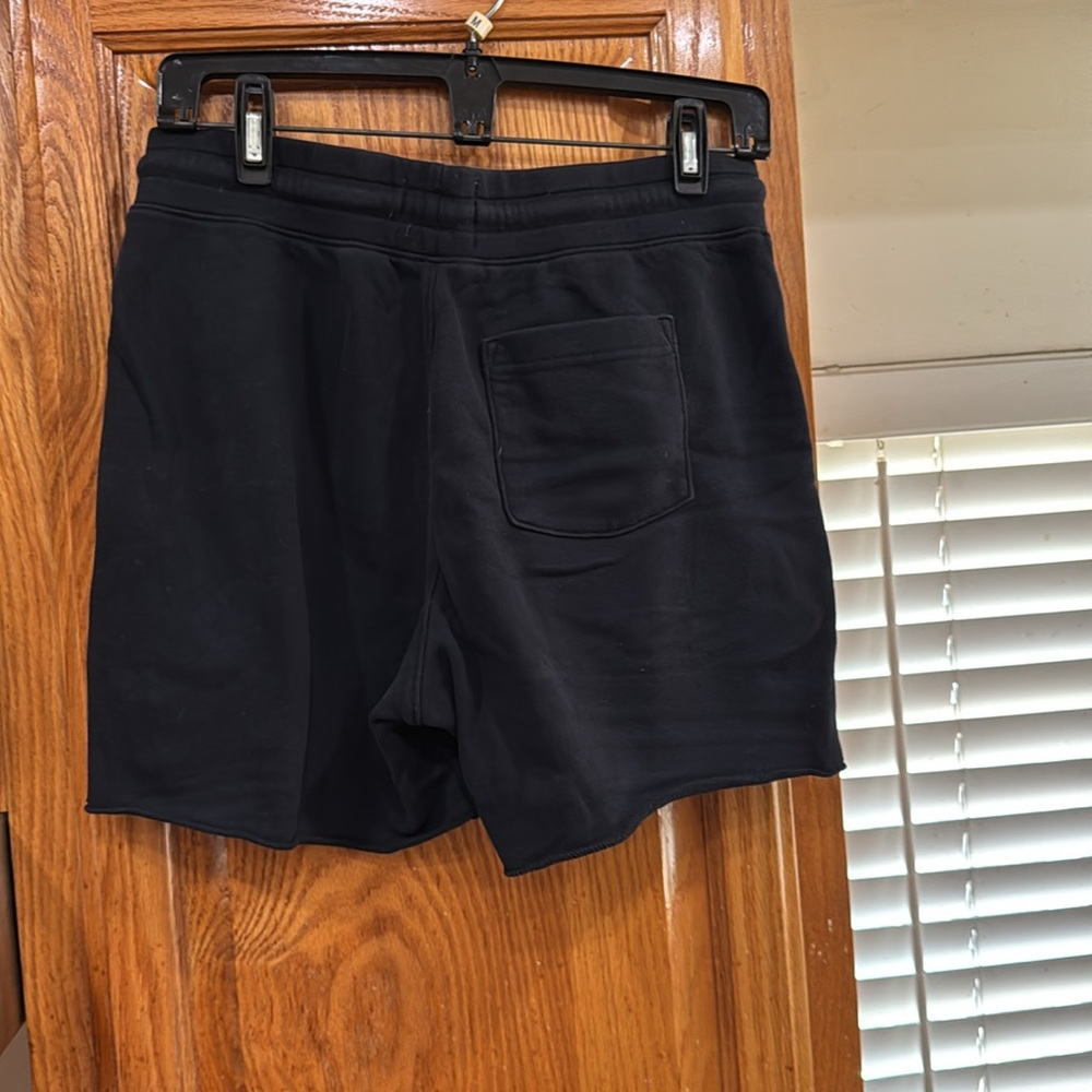 MEN’s Hollister Black 5” Sweat Shorts size XS (26-30) - Picture 4 of 6